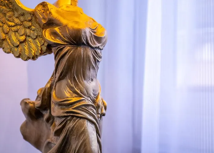 Apartment T-house Rom