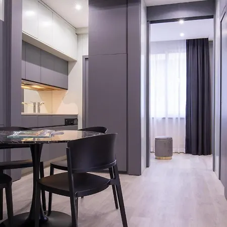T-house *